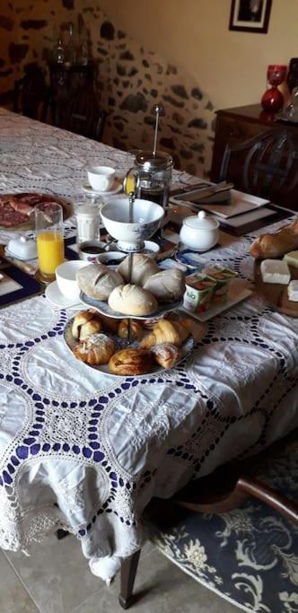 Le Magnoux Peaceful Retreat Bed and Breakfast Amailloux Εξωτερικό φωτογραφία